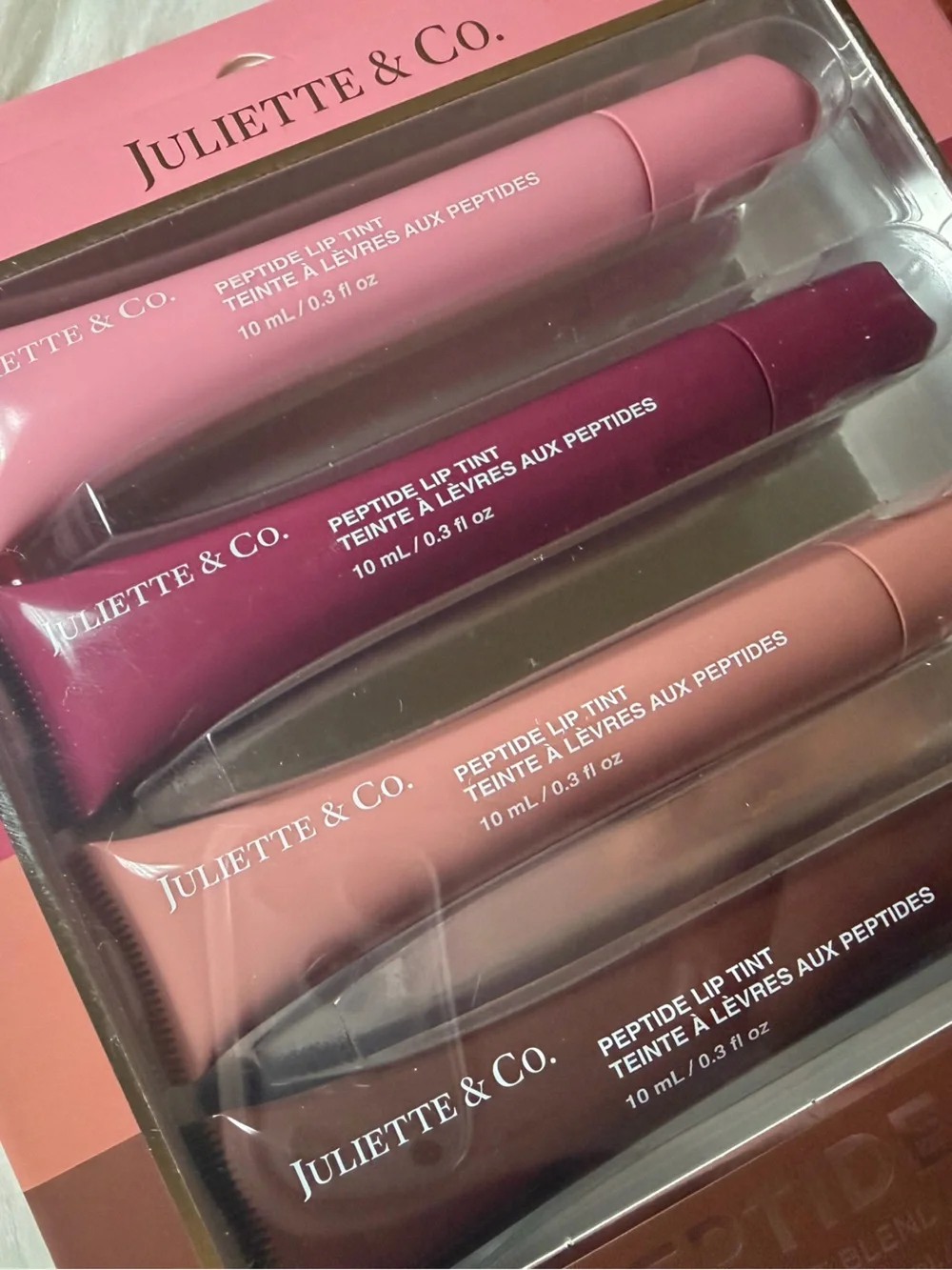 juliette & Co piece peptide